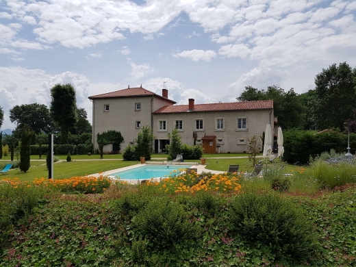 Chambres d'hôtes de charme , La Buissonnière, saint vincent 43800