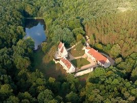 Chambres d'hôtes de charme , Domaine du Ris de Feu, chalais 36370