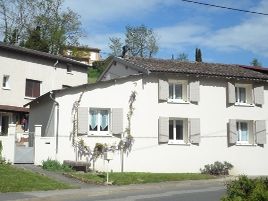 Chambres d'hôtes de charme , La Ferme du Caillou, cailloux sur fontaines 69270