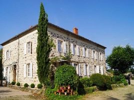 Chambres d'hôtes de charme , Le Clos de Lapras, annonay 07100